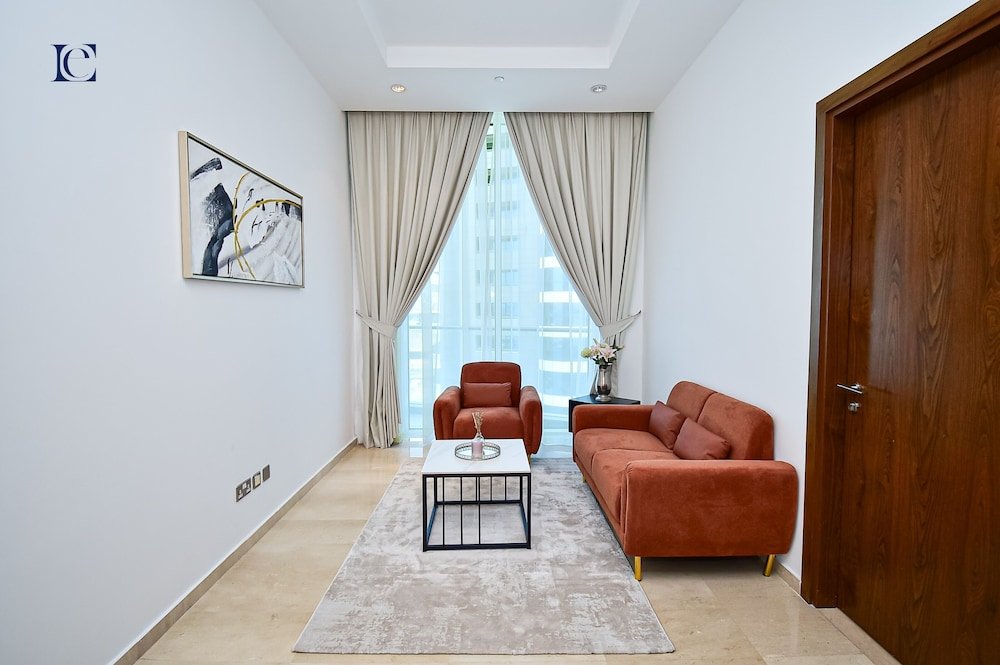 Дубай: Premium 3BR Partial Sea View OCEANA