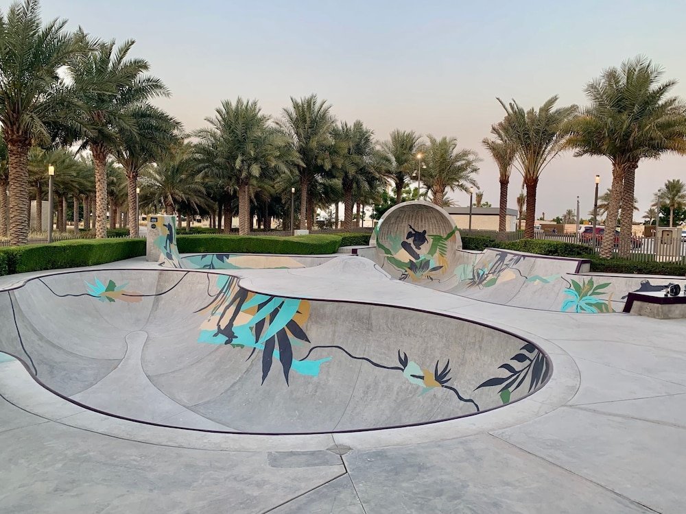 Дубай: Luxurious Dubai Hills with balcony park view