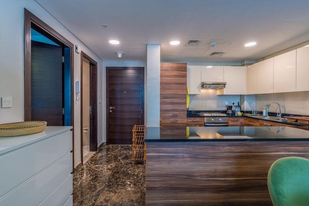 Дубай: Stunning 1B Apartment With Balcony in Dubai Marina