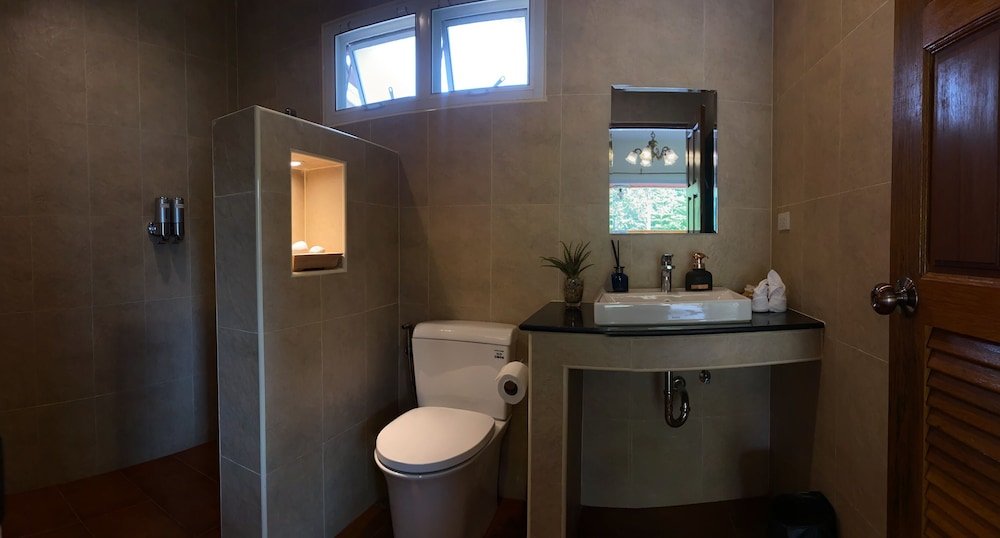Маерим: Vana homestay