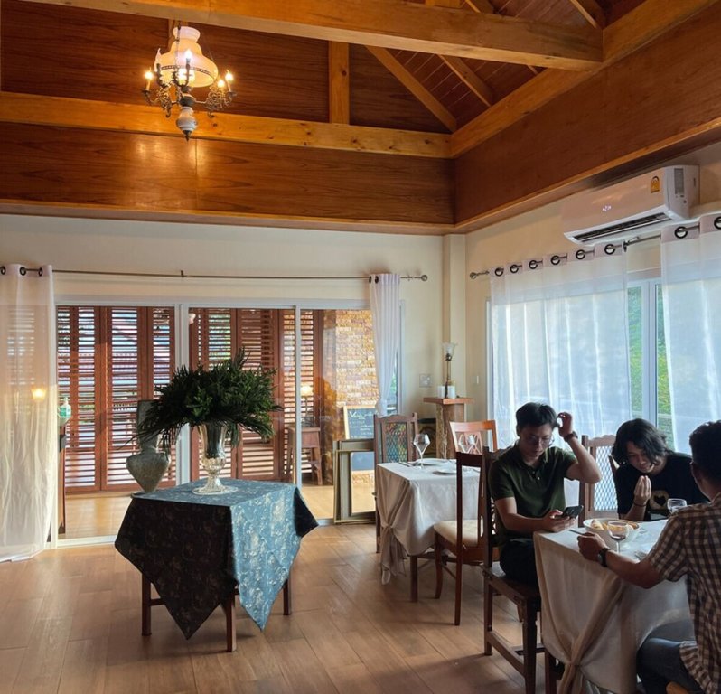 Маерим: Vana homestay