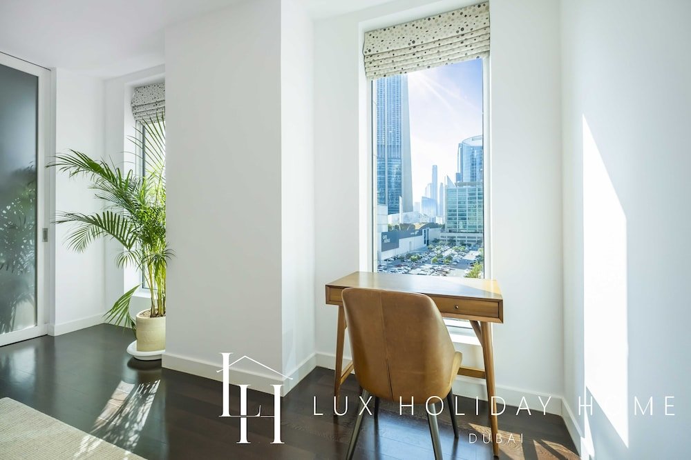 carousel image 0