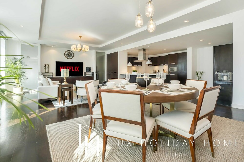 Дубай: LUX  The Elegant DIFC Suite