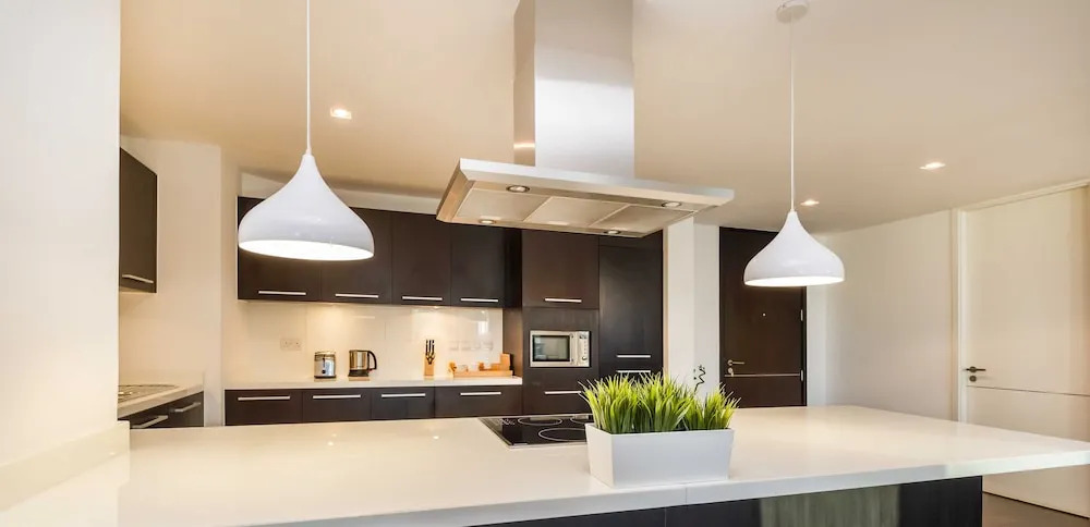 Дубай: LUX  The Elegant DIFC Suite