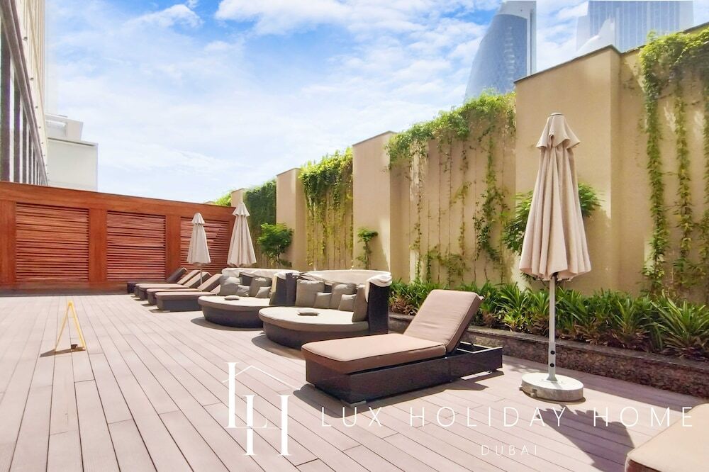 Дубай: LUX  The Elegant DIFC Suite