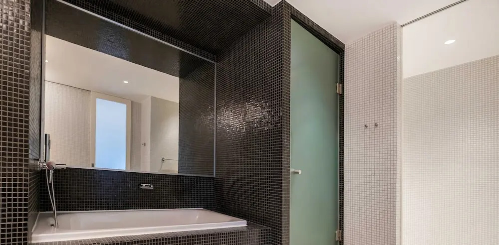 Дубай: LUX  The Elegant DIFC Suite