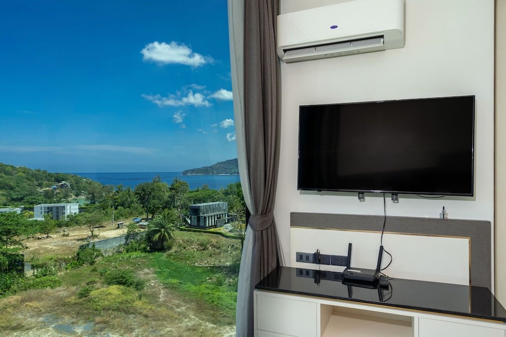 Пхукет: Condo Viva Patong A703 Freedom Beach
