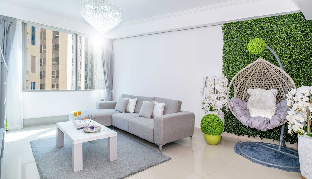 Дубай: LUX The Marina Ocean View Suite 4