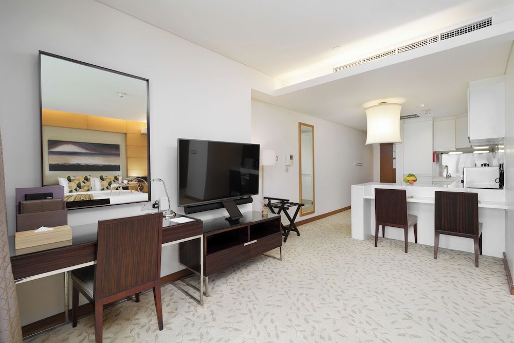 Дубай: Maison Privee - Fabulous Studio w/ Direct Burj Khalifa Views