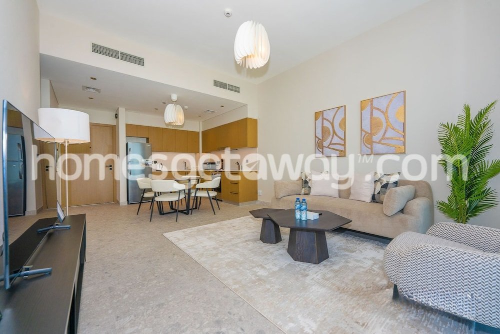 Дубай: HomesGetaway-Golf Suites Dubai Hills 1BR