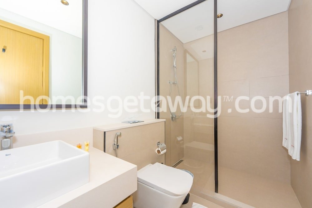 Дубай: HomesGetaway-Golf Suites Dubai Hills 1BR