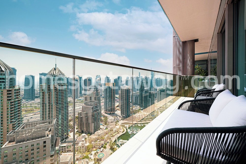 Дубай: HomesGetaway- Lavish 2BR in Marina Gate1