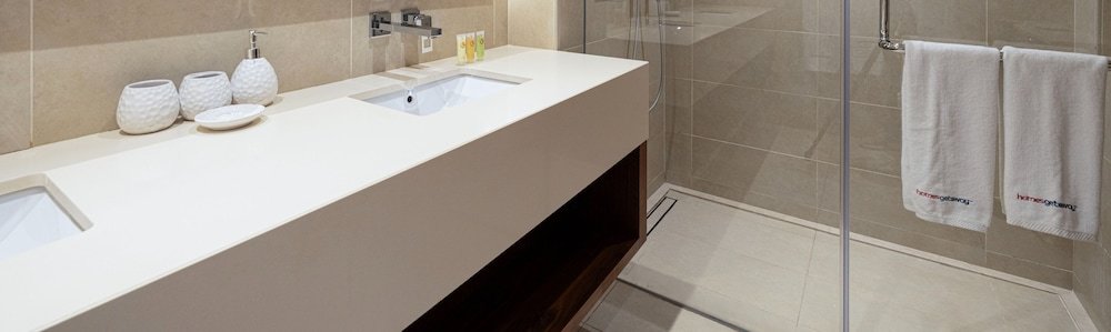 Дубай: HomesGetaway- Lavish 2BR in Marina Gate1