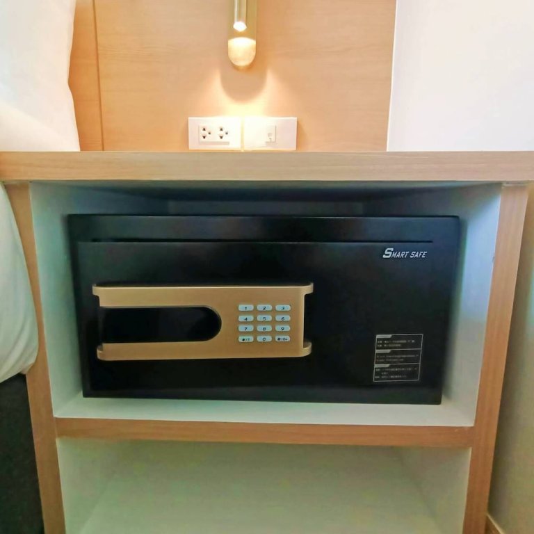 Пхитсанулок: Mayflower Grande Suite Hotel