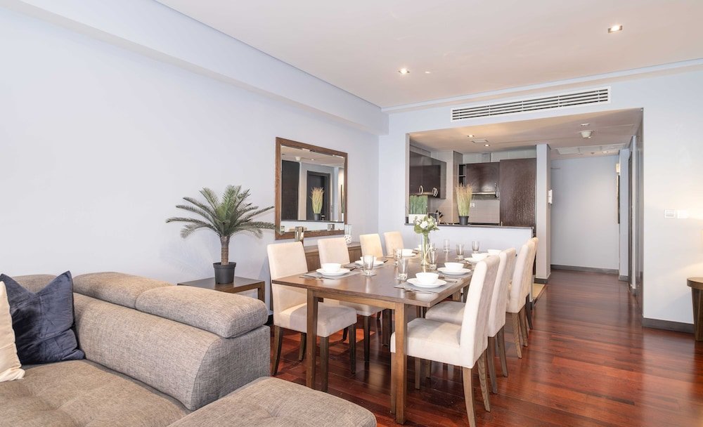 Дубай: LUX The Anantara Residence Suite