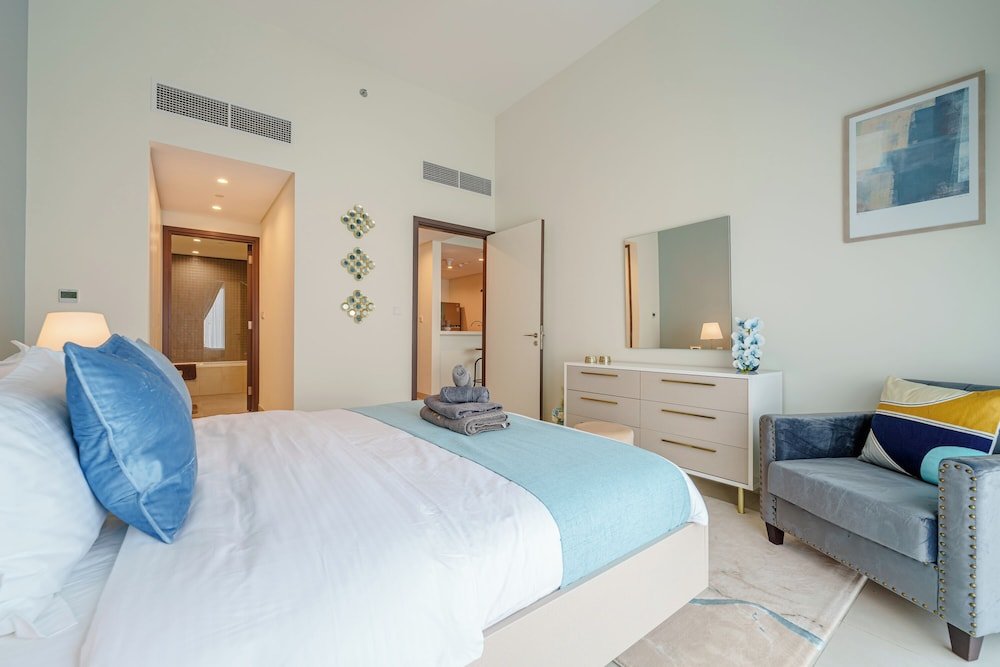 Дубай: Marco Polo - Furnished 1BR With Skyline Views Near Zabeel Park