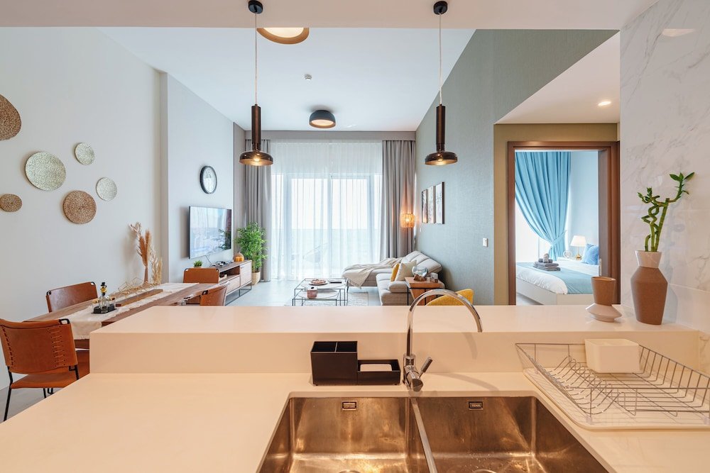 Дубай: Marco Polo - Furnished 1BR With Skyline Views Near Zabeel Park