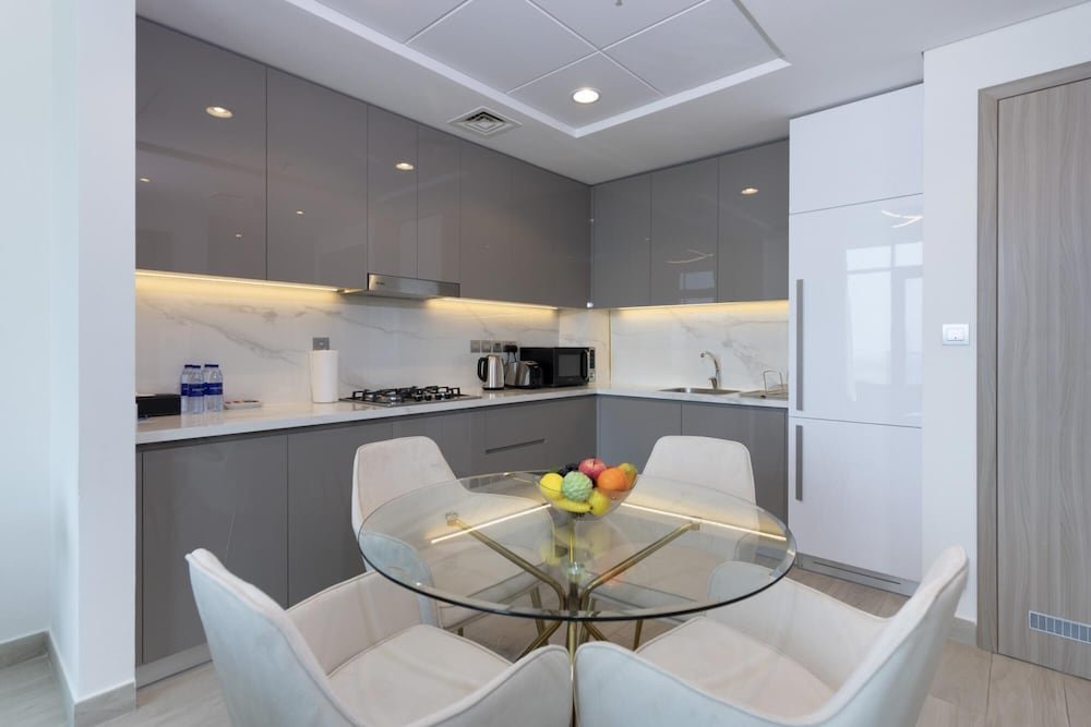Дубай: Cozy Convenient 1BR Haven in Al Jaddaf
