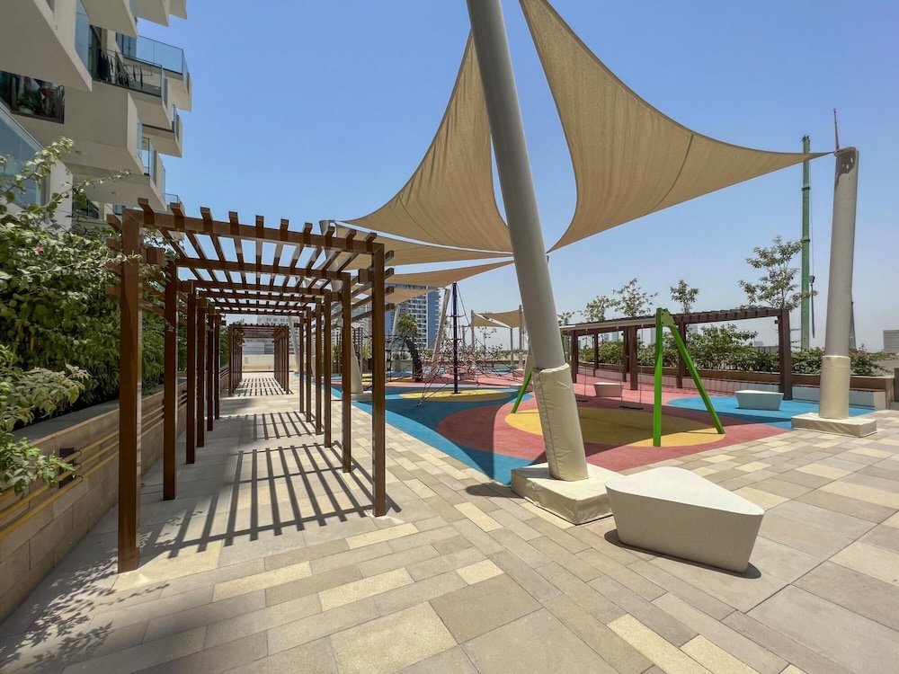 Дубай: Cozy Convenient 1BR Haven in Al Jaddaf