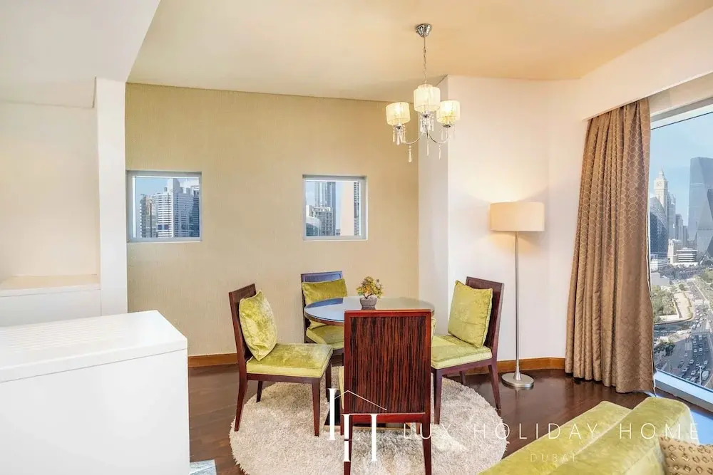 Дубай: LUX  The Address Dubai Mall Suite