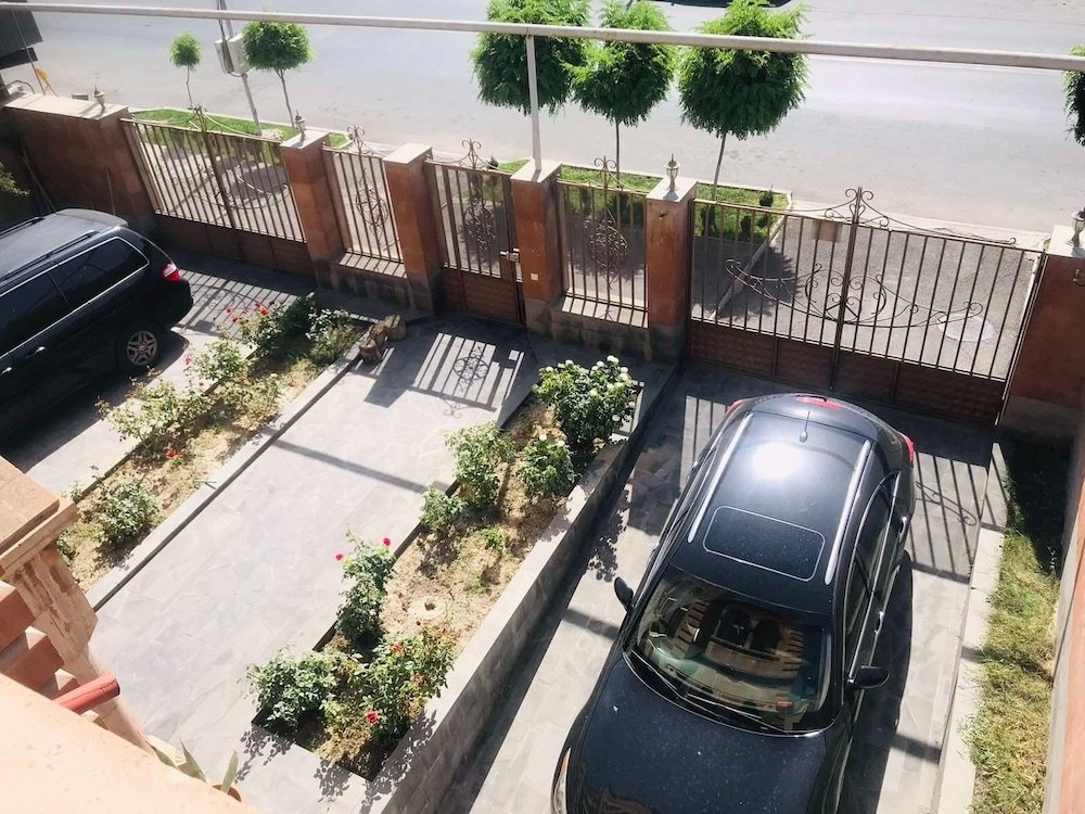 Вагаршапат: Najaryan's Family Guest House