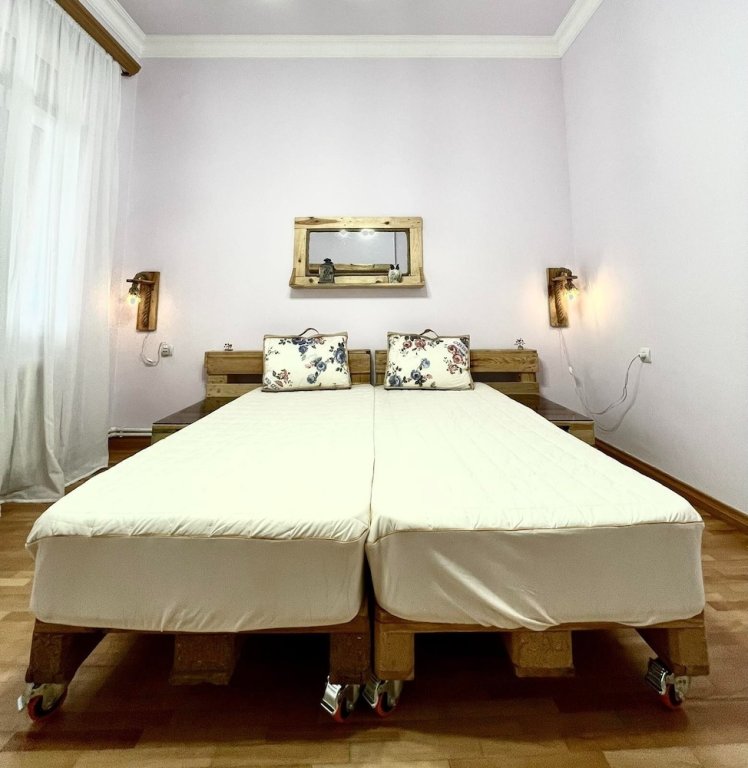Вагаршапат: Najaryan's Family Guest House