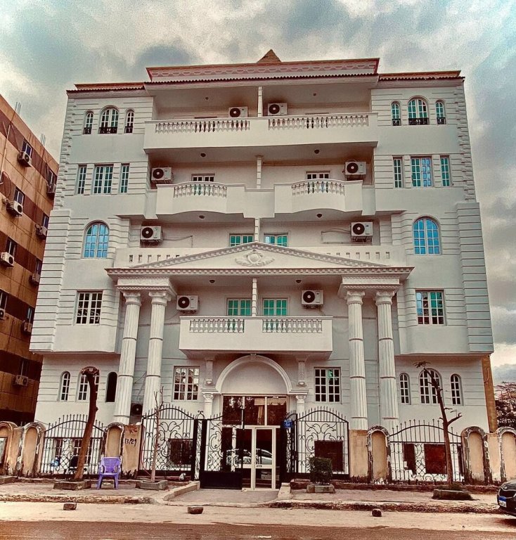 Город 6-го октября: Falcon Hotels