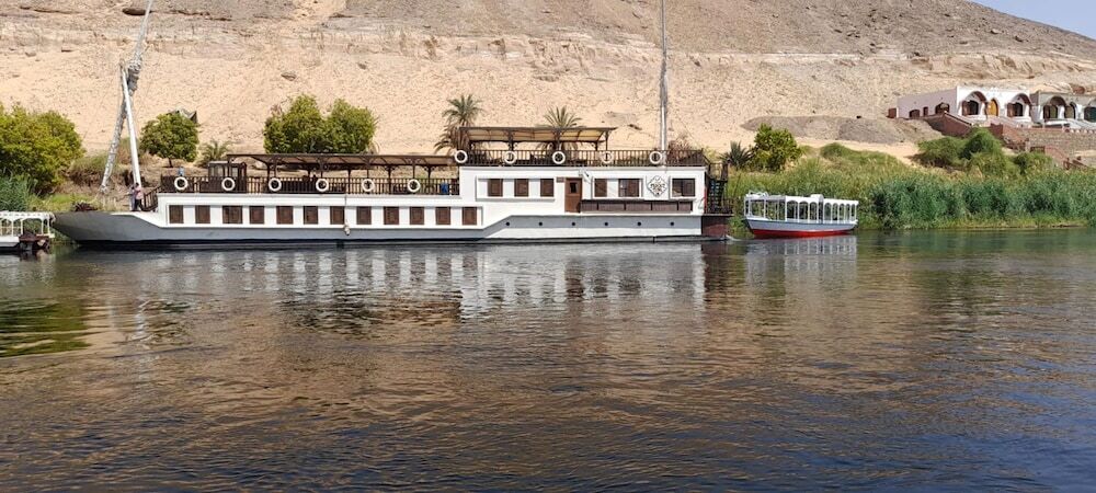 Луксор: Farouz El Nil III Nile Cruise