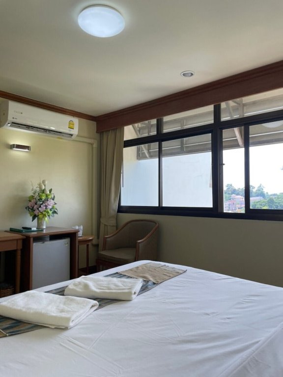 Сакон Накхон: Phuphanplace Hotel