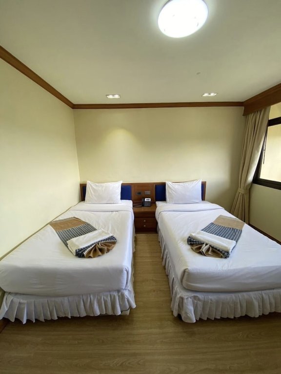 Сакон Накхон: Phuphanplace Hotel