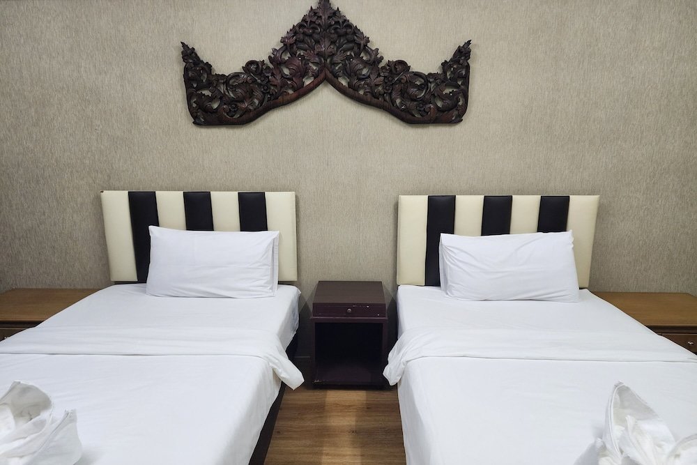 Самутпракан: Kim Hotel At Bangplong