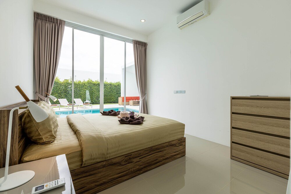 Хуахин: Modern 4 Bedroom Pool Villa - KHA5