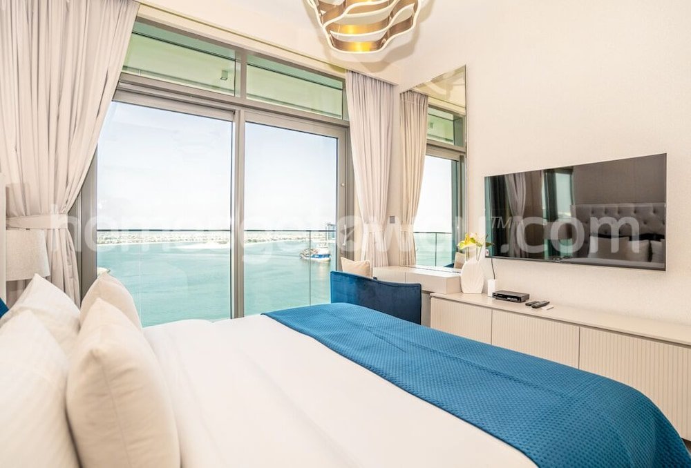 Дубай: HomesGetaway-2BR in Beach Vista Tower 1