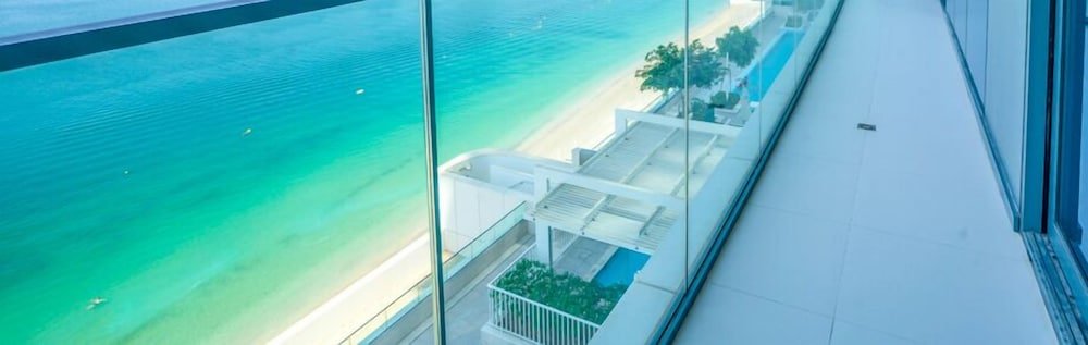 Дубай: HomesGetaway-2BR in Beach Vista Tower 1