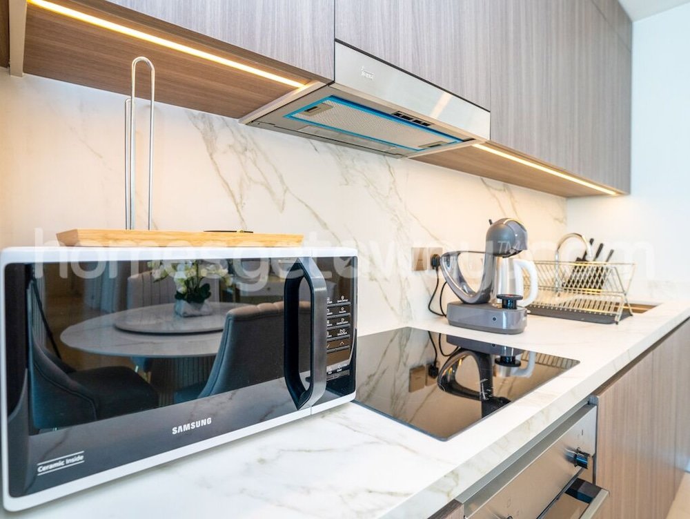 Дубай: HomesGetaway-2BR in Beach Vista Tower 1