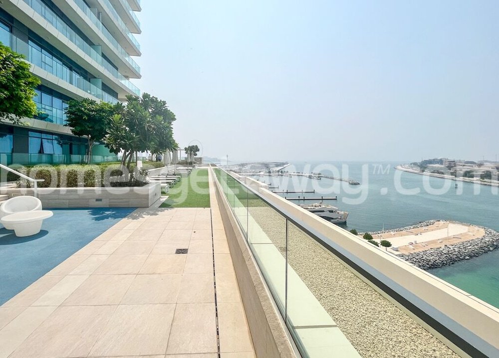 Дубай: HomesGetaway-2BR in Beach Vista Tower 1