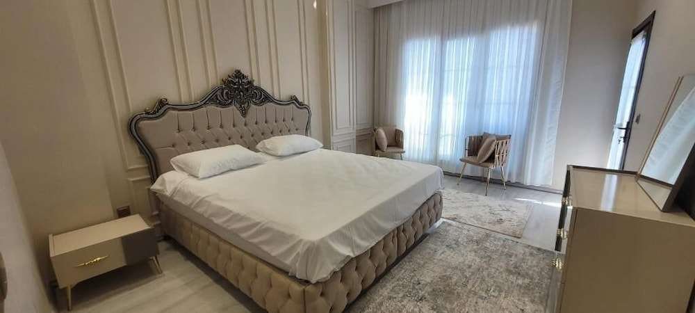 Бююкчекмедже: Villa Red Tent