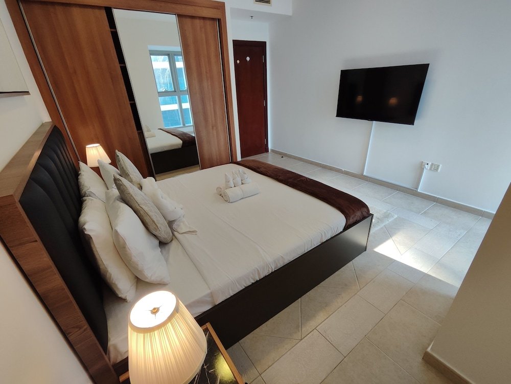 Lux BnB Princess Tower I  Palm & Ocean Views — фото 5