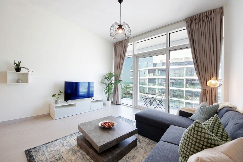 Дубай: Luxury StayCation - Tranquil Retreat With Beautiful Park Views