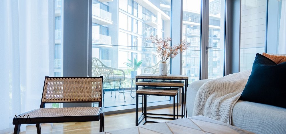 Дубай: Aya - Stunning 1BR Surrounding The Sea Views & Ain Dubai