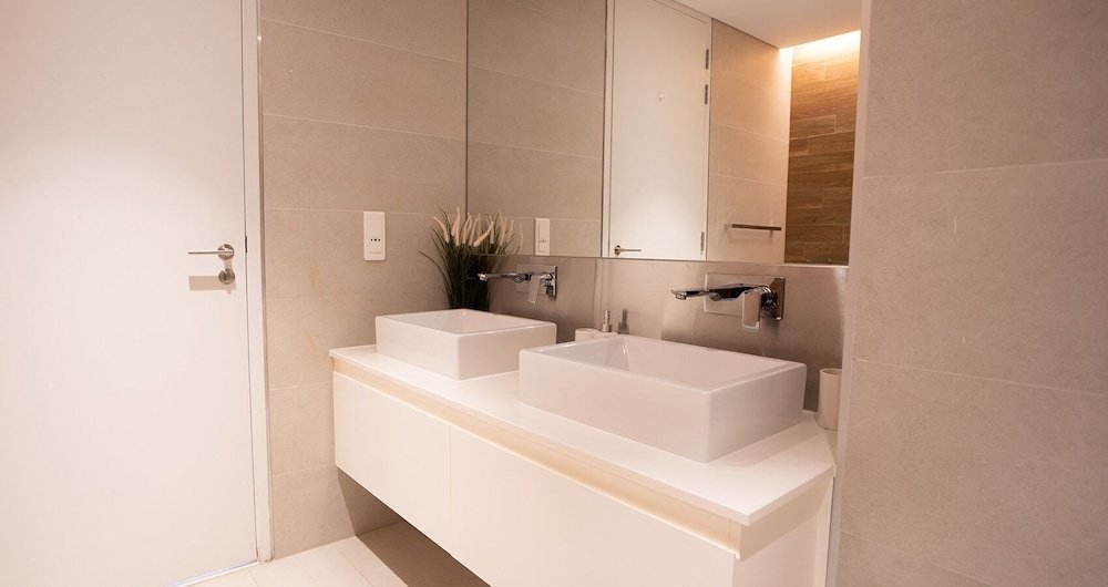 Дубай: Aya - Stunning 1BR Surrounding The Sea Views & Ain Dubai