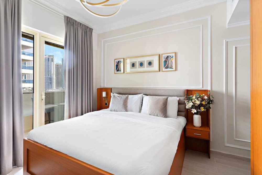 Дубай: Silkhaus Manchester Tower, Dubai Marina