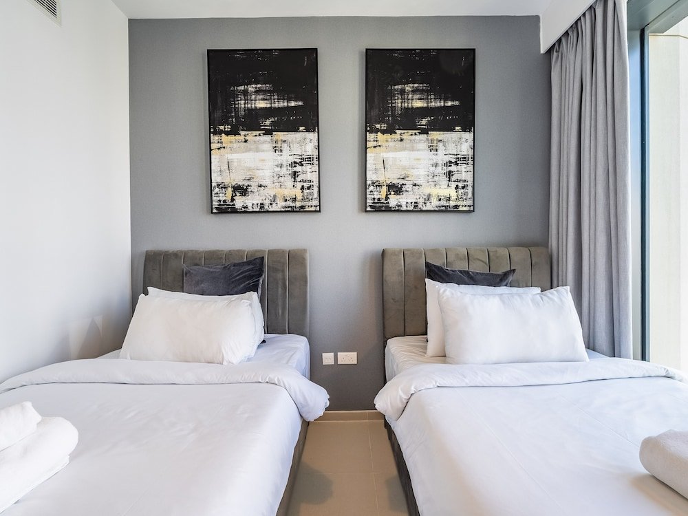 Дубай: Spacious Apt With Spectacular Burj Khalifa Views