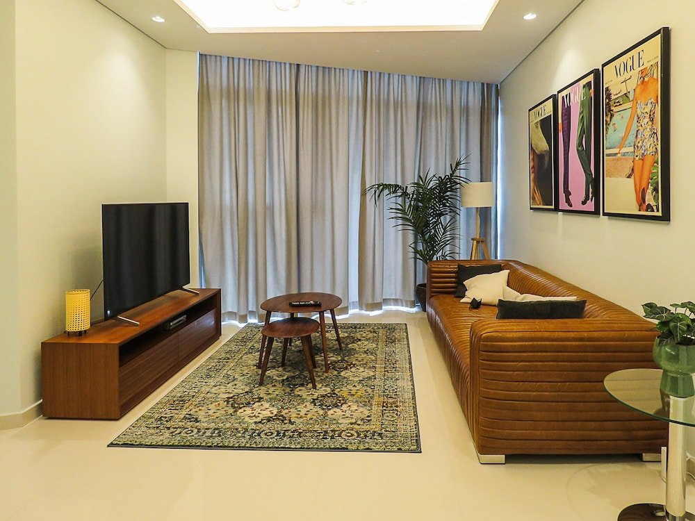 Дубай: Maison Privee - Opulent Apartment Beside Dubai Mall with Burj Khalifa View