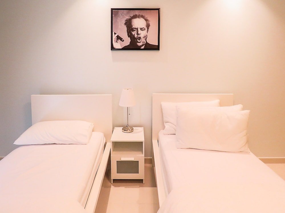 Дубай: Maison Privee - Opulent Apartment Beside Dubai Mall with Burj Khalifa View
