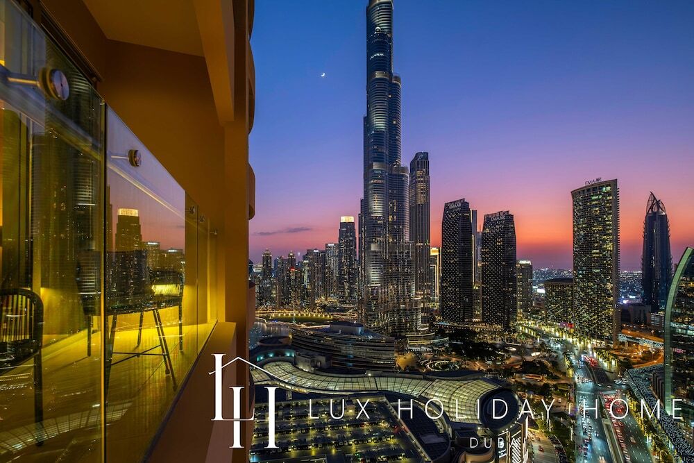 Дубай: LUX | The EMAAR Fashion Avenue Studio