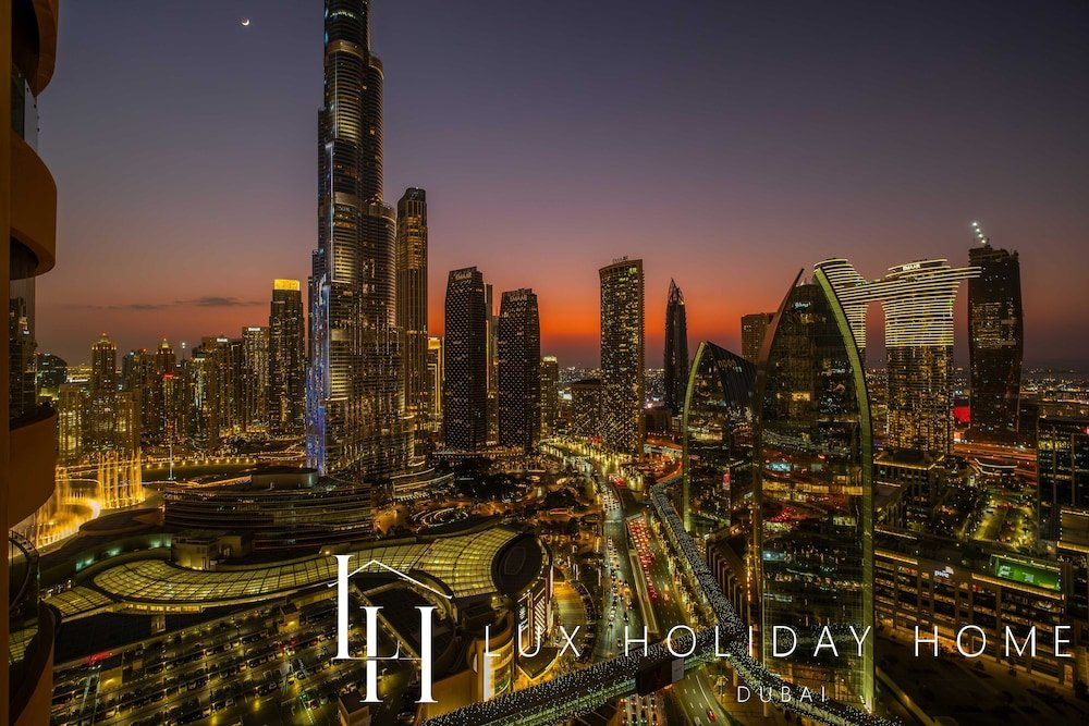 Дубай: LUX | The EMAAR Fashion Avenue Studio