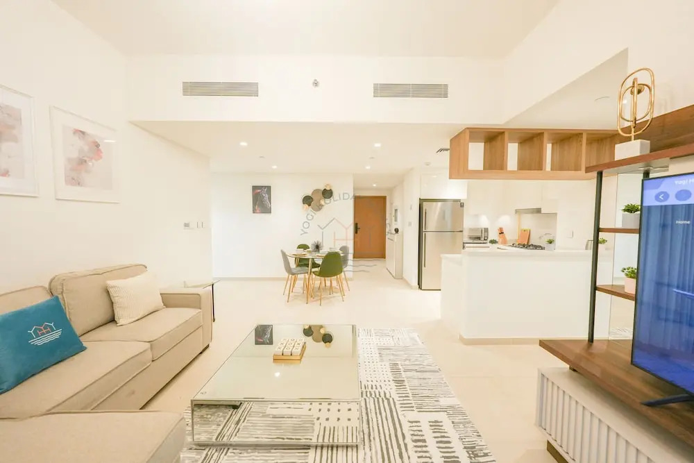 Дубай: Yogi - Modern 2BR Apartment with Stunning Dubai Fountain