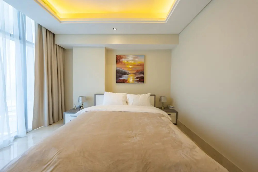 Дубай: Spacious beachfront 2 bedroom apartment