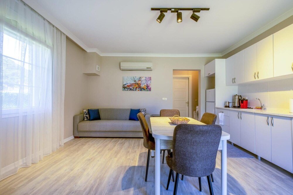 Орен: Greenery Home With Shared Pool in Marmaris